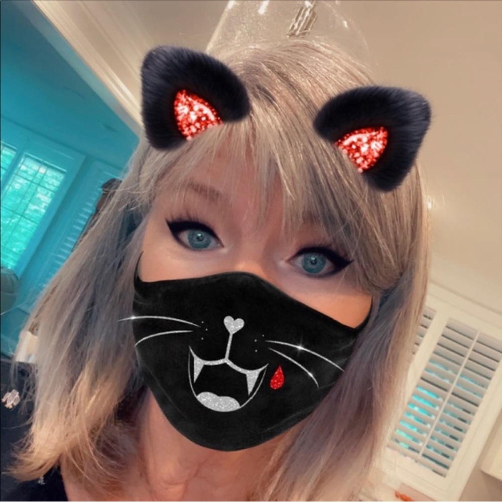 Meet your Posher, Rhonda